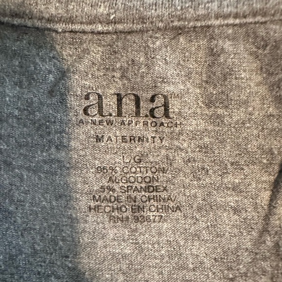 a.n.a Maternity T-Shirt - Picture 2 of 2